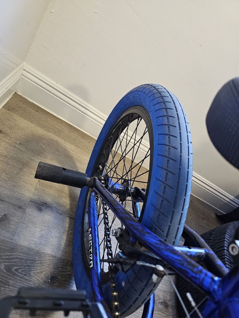 Used EliteBmx EliteBmx Custom Youth, Blue — image 5 of 12