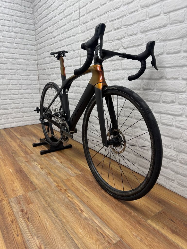 Used Trek Madone SLR Project One 2020 2020 Road & Gravel, Black — image 2 of 6