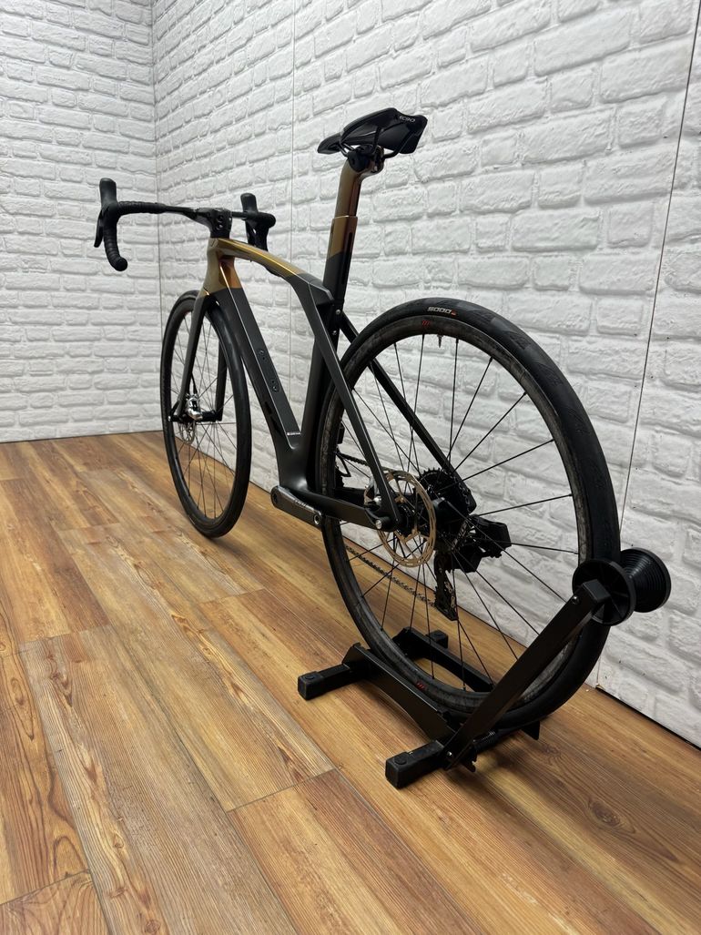Used Trek Madone SLR Project One 2020 2020 Road & Gravel, Black — image 6 of 6