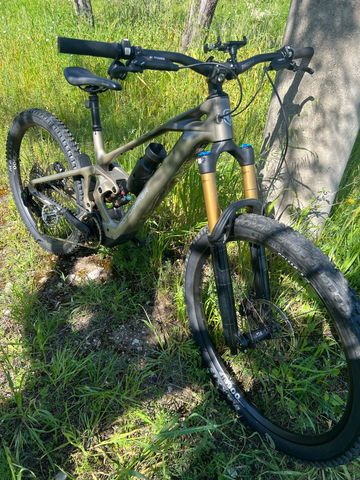 Used Mondraker Custom SRAM X01 Eagle AXS 2027 Mountainbike, Light Gray, 29 — image 1 of 3