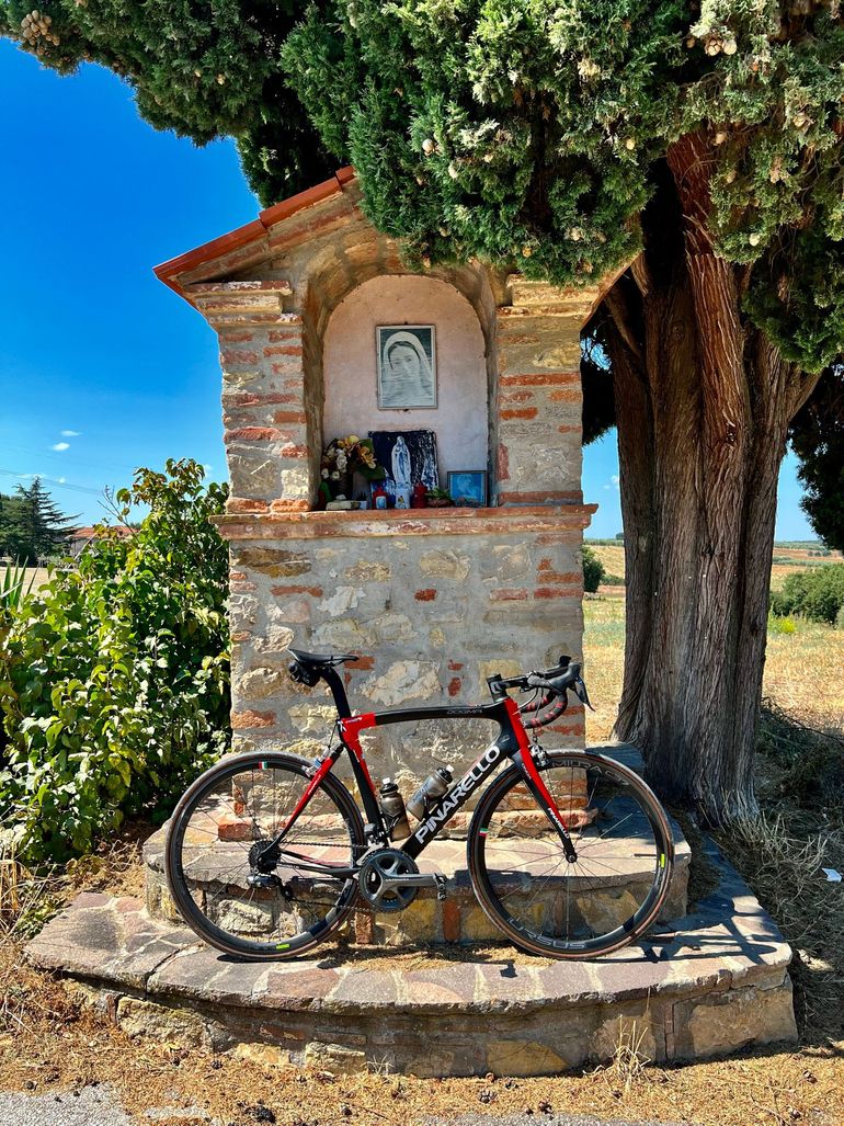 Used Pinarello Dogma Shimano Ultegra Di2 2016 Road & Gravel, Red — image 7 of 7