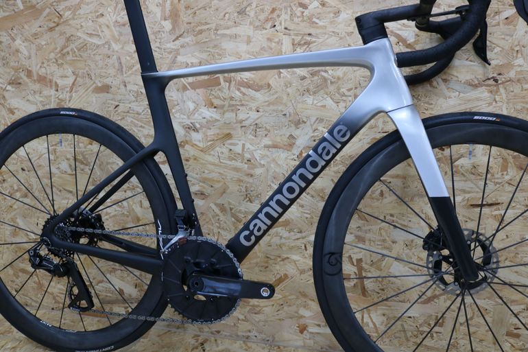 Used Cannondale SuperSix Evo Hi-Mod Dura Ace Di2 5.9kg 2023 Road & Gravel — image 3 of 9