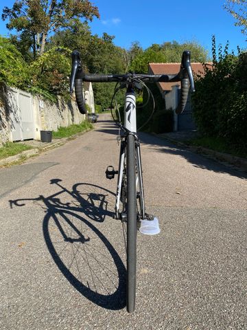 Gebrauchtes Specialized Allez 2020 2020 Road & Gravel, Hellgrau — Bild 2 von 6