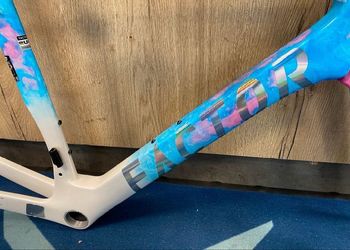 Used Factor Ostro Frameset 2026 Road & Gravel — image 3 of 9