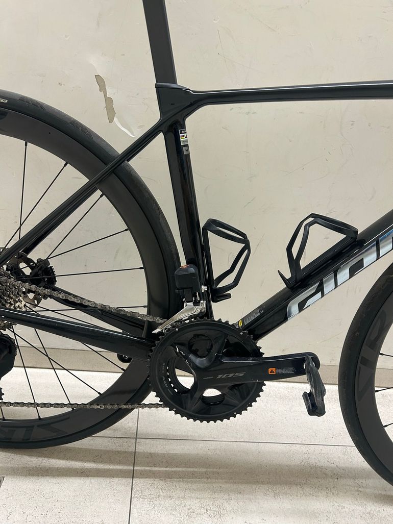 Used Giant Tcr Shimano 105 2025 Road & Gravel, Negro — image 2 of 4