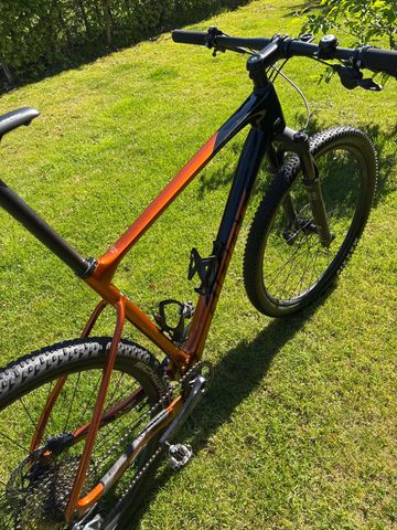Used Giant XTC, Advanced 29 2 2022 2022 Mountainbike, Black, 29 — image 3 of 7
