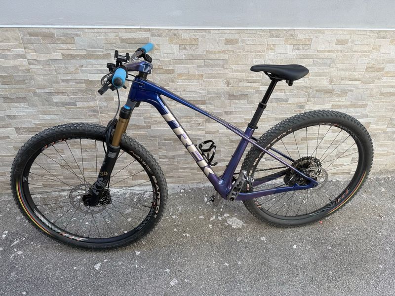 Używany Trek Procaliber SRAM GX Eagle AXS 2025 Mountainbike — zdjęcie 2 z 16