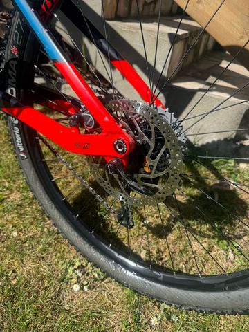 Used Scott Genius 750 2017 2017 Mountainbike, Black, 27.5 — image 3 of 11