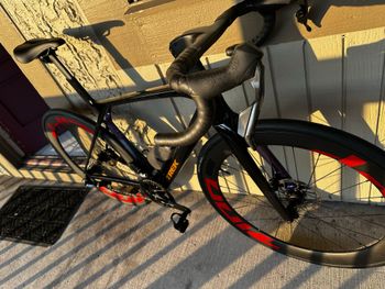 Used Trek Madone SL 6 AXS Gen 8 2026 2026 Road & Gravel, Purple — image 3 of 6