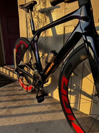 Used Trek Madone SL 6 AXS Gen 8 2026 2026 Road & Gravel, Purple — image 2 of 6