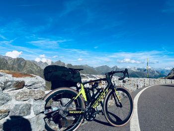 Used Scott Foil Shimano 105 2017 Road & Gravel, Schwarz — image 2 of 5