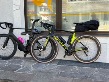 Used Scott Foil Shimano 105 2017 Road & Gravel, Schwarz — image 3 of 5