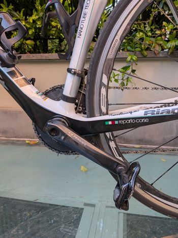 Used Bianchi Oltre Superleggera Ultegra 10v 2012 Road & Gravel, White — image 5 of 9