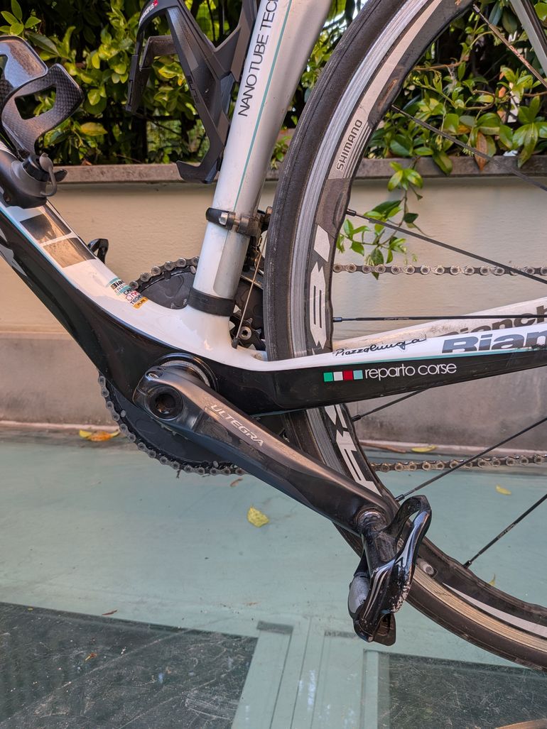 Used Bianchi Oltre Superleggera Ultegra 10v 2012 Road & Gravel, White — image 5 of 9