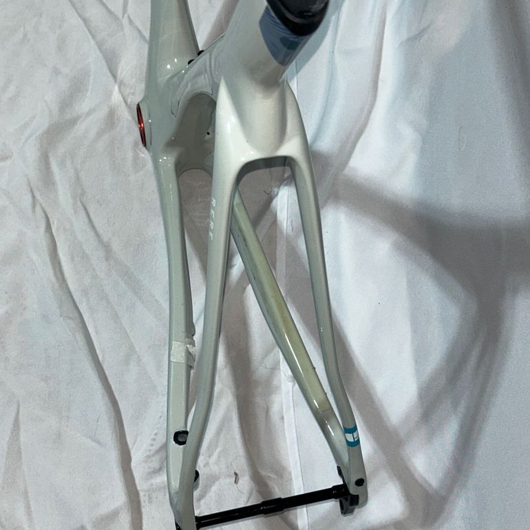Used Chapter 2 RERE Aero Frameset 2024 Road & Gravel, Light Gray — image 10 of 21