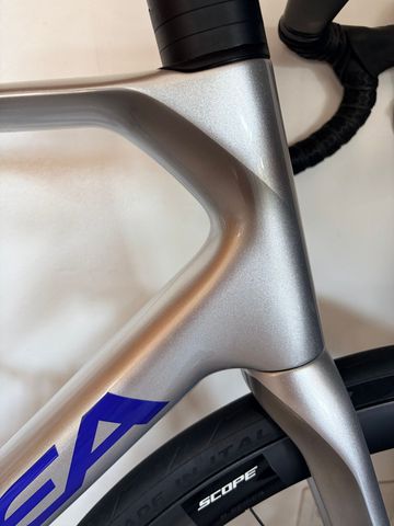 Orbea Orca Shimano Ultegra Di2 2026 Road & Gravel usato, Grigio chiaro — immagine 6 di 6