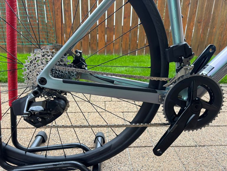 Used Scott Addict 10 2023 2023 Road & Gravel, Verde — image 3 of 4
