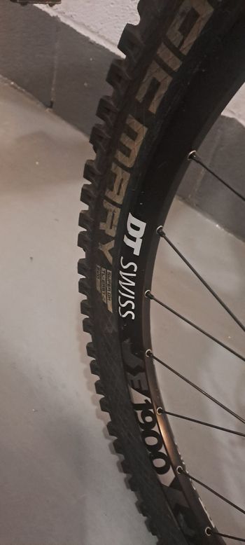 Used Santa Cruz Megatower S / Carbon C / 29 2020 2020 Mountainbike, Black, 29 — image 84 of 93
