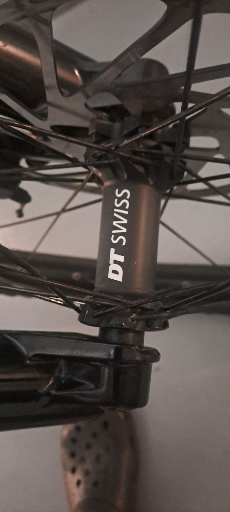 Used Santa Cruz Megatower S / Carbon C / 29 2020 2020 Mountainbike, Black, 29 — image 83 of 93