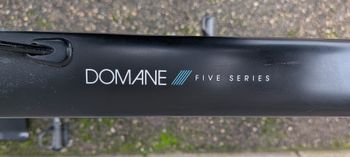 Used Trek Domane 5.9 Compact 2014 2014 Road & Gravel, Black — image 9 of 17