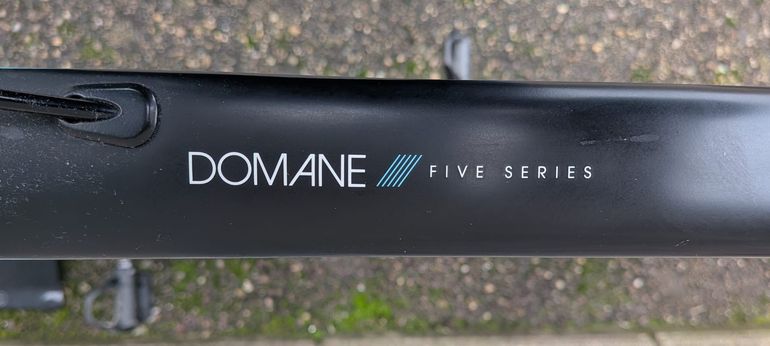 Used Trek Domane 5.9 Compact 2014 2014 Road & Gravel, Black — image 9 of 17