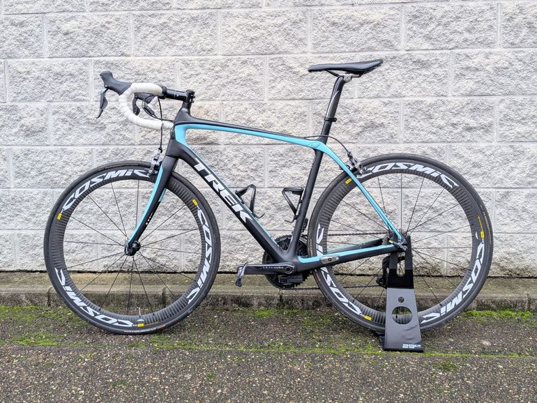 Used Trek Domane 5.9 Compact 2014 2014 Road & Gravel, Black — image 2 of 17