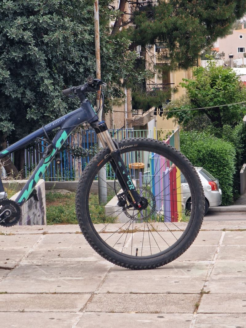 Used Kona Fire Mountain 2020 2020 Mountainbike, Blue, 27.5 — image 2 of 11