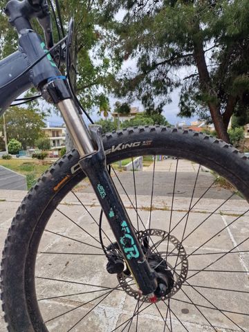Used Kona Fire Mountain 2020 2020 Mountainbike, Blue, 27.5 — image 8 of 11
