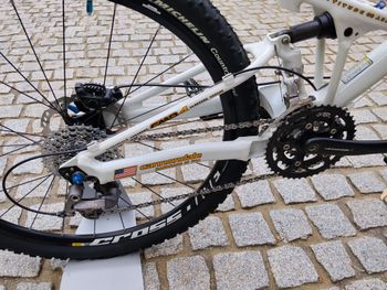 Used Cannondale 2000 Jekyll 2000 Mountainbike, Blue — image 2 of 8