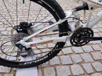 Used Cannondale 2000 Jekyll 2000 Mountainbike, Blue — image 2 of 8