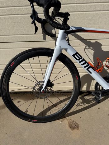 Used BMC Roadmachine 02 THREE 2018 2018 Road & Gravel — image 3 of 8