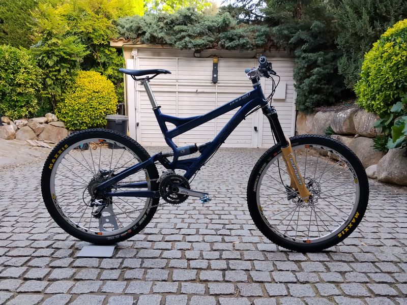 Brugt Specialized 2006 Enduro Expert 2006 Mountainbike — billede 1 af 15