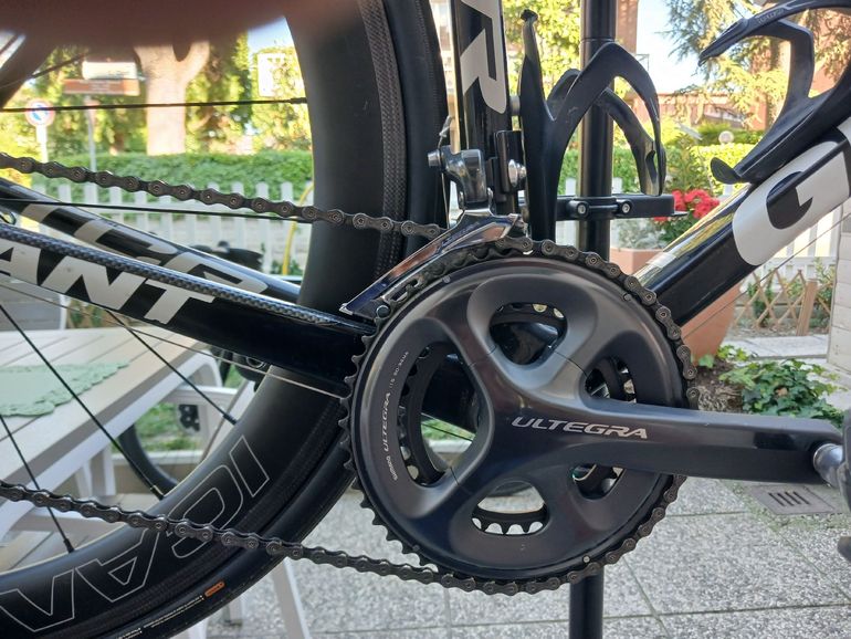 Used Giant Tcr Shimano Ultegra 2012 Road & Gravel, Black — image 2 of 5