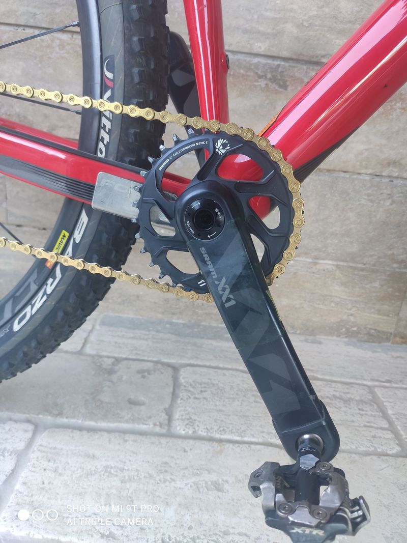 Focus RAVEN MAX Team 2018 2018 Mountainbike de segunda mano, Rojo — imagen 2 de 9