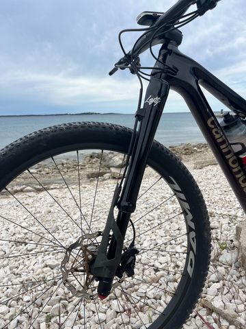 Cannondale Scalpe 2024 Mountainbike d'occasion — image 2 sur 6