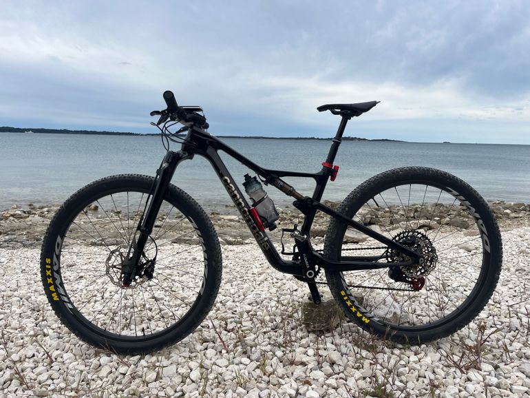 Used Cannondale Scalpe 2024 Mountainbike, Violett — image 1 of 6