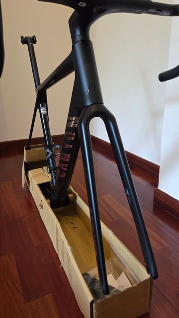 Brugt Canyon Ultimate CF SLX 8 Di2 2023 Frameset 2023 Road & Gravel — billede 3 af 7