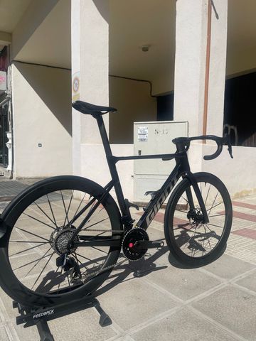 Used Giant Propel SRAM Force eTap AXS 2027 Road & Gravel, Black — image 7 of 7