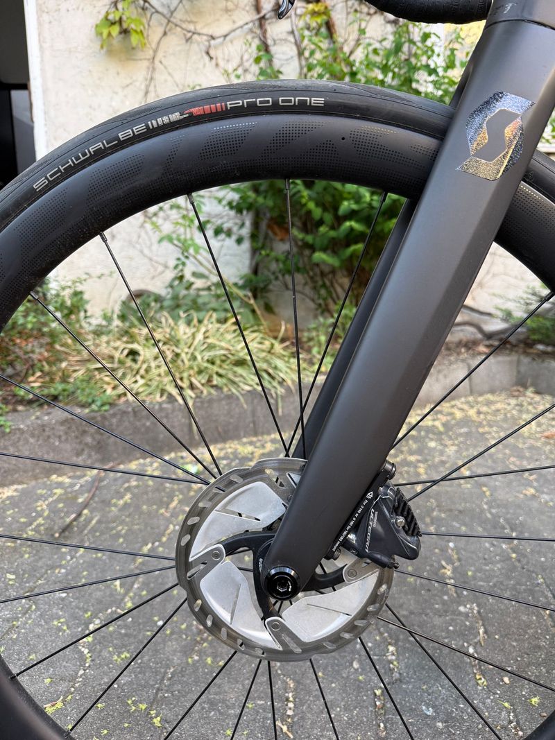 Scott Addict eRIDE Shimano Ultegra Di2 2021 Road & Gravel d'occasion — image 8 sur 13