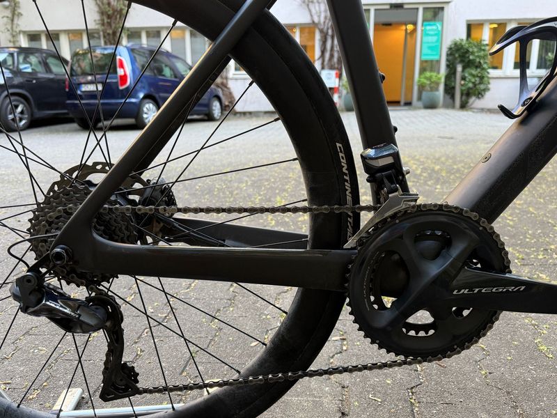 Scott Addict eRIDE Shimano Ultegra Di2 2021 Road & Gravel d'occasion — image 3 sur 13