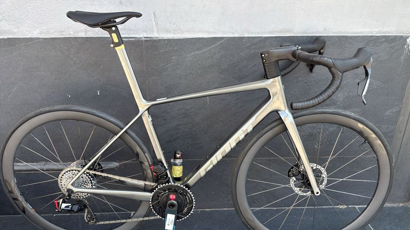 Used Giant Tcr SRAM Force eTap AXS 2026 Road & Gravel, Light Gray — image 2 of 4
