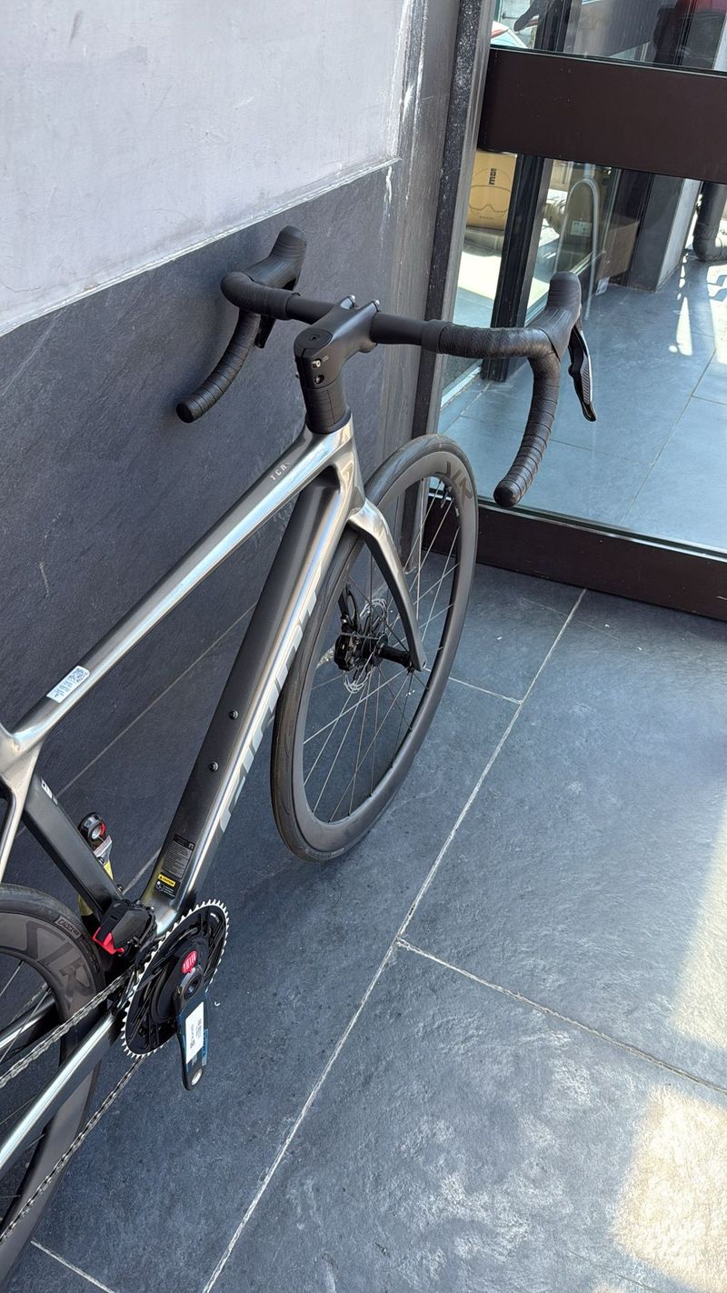Used Giant Tcr SRAM Force eTap AXS 2026 Road & Gravel, Light Gray — image 3 of 4