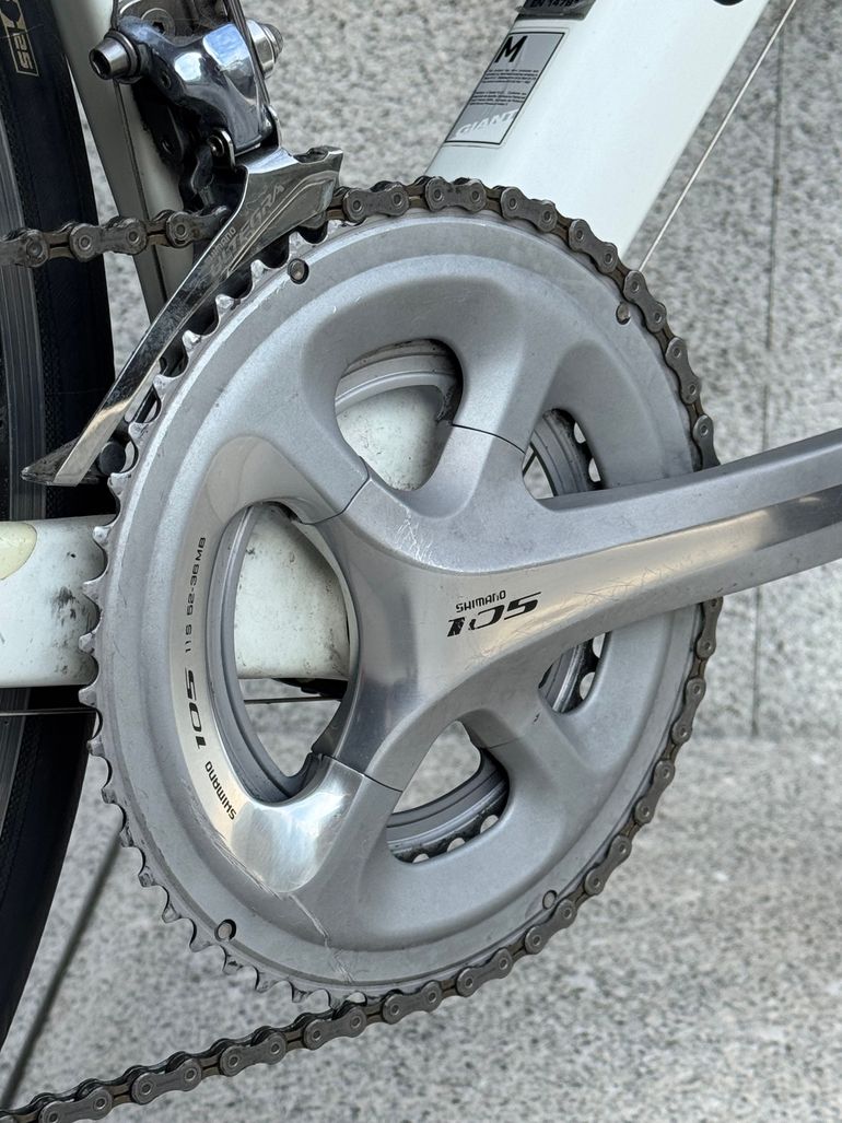 Used Giant Tcr Shimano Ultegra 2011 Road & Gravel — image 8 of 10