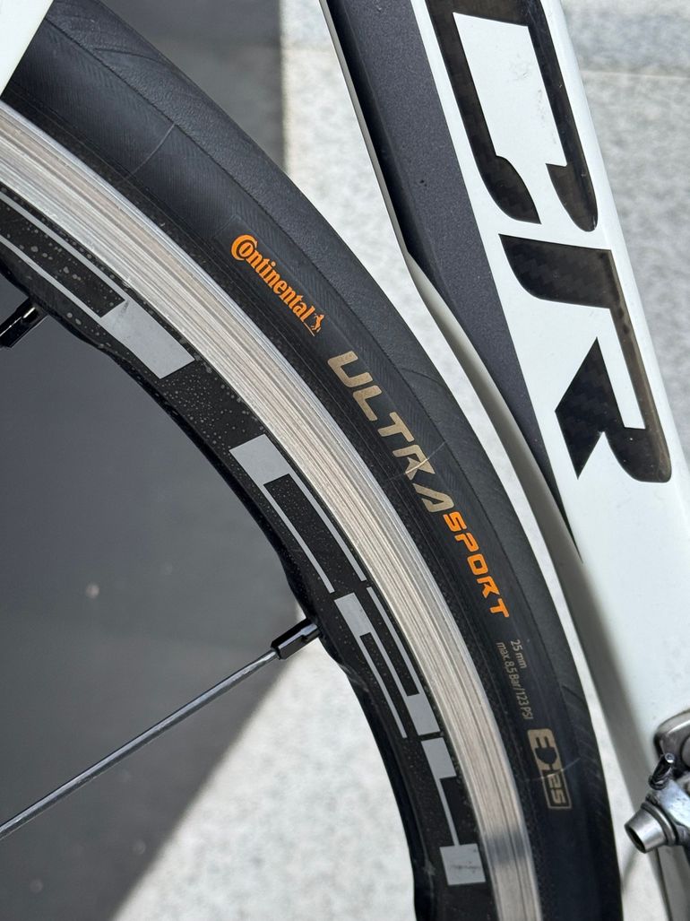 Used Giant Tcr Shimano Ultegra 2011 Road & Gravel — image 4 of 10