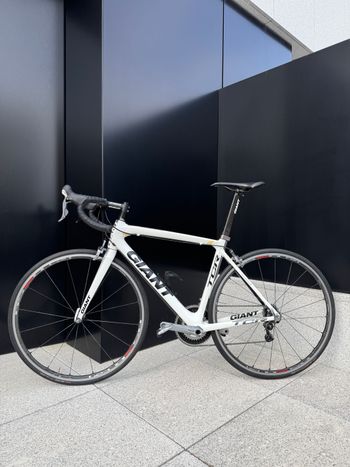 Used Giant Tcr Shimano Ultegra 2011 Road & Gravel — image 2 of 10