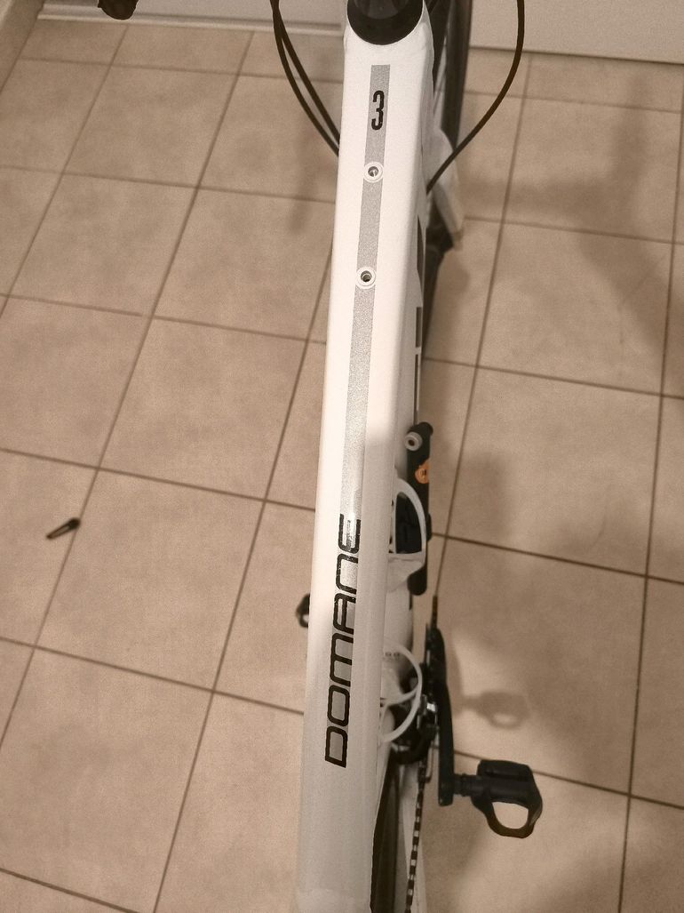 Used Trek Trek Domane Al 3 2024 Road & Gravel — image 13 of 17