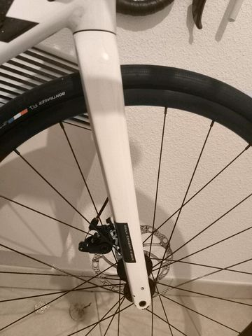 Używany Trek Domane Al 3 2024 Road & Gravel — zdjęcie 9 z 17