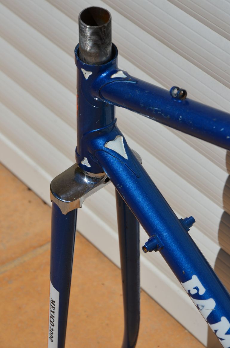 Used Famina Vintage Famina Professional Road Bike Frame And Fork Made From Columbus Aelle Steel Tubing. Frameset 1979 Road & Gravel, Blue — image 36 of 37