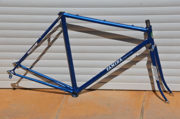 Brugt Famina Vintage Famina Professional Road Bike Frame And Fork Made From Columbus Aelle Steel Tubing. Frameset 1979 Road & Gravel