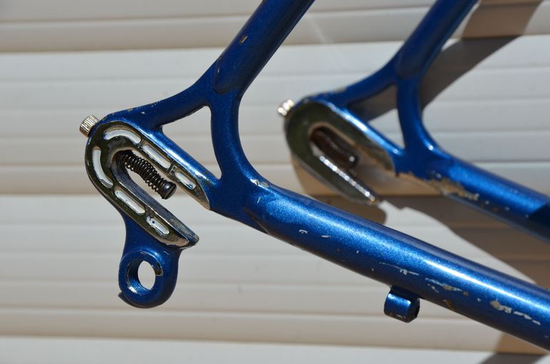 Used Famina Vintage Famina Professional Road Bike Frame And Fork Made From Columbus Aelle Steel Tubing. Frameset 1979 Road & Gravel, Blue — image 12 of 37